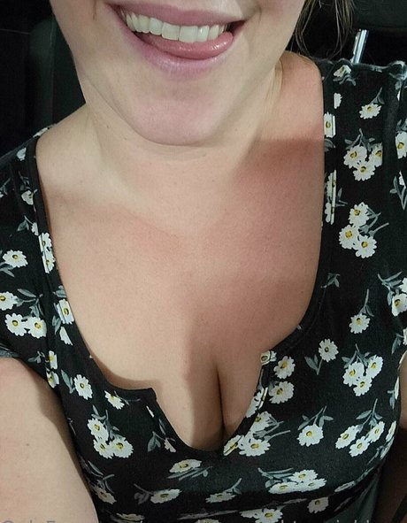 canadiannaughtyneighbour pornstar pic