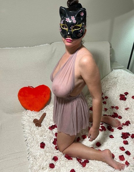 Elsaliux star beautiful pics