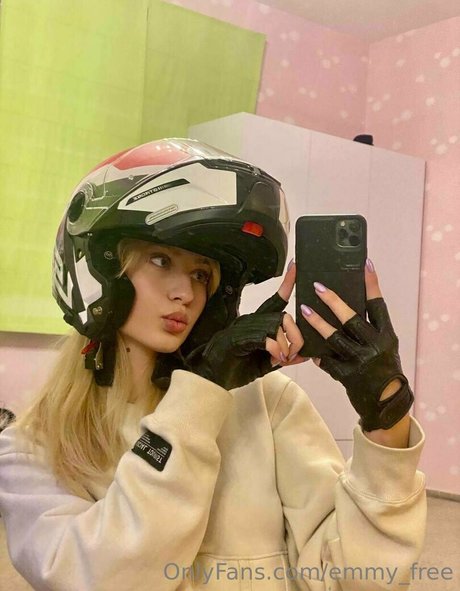 emmy almyy model pornographic pic