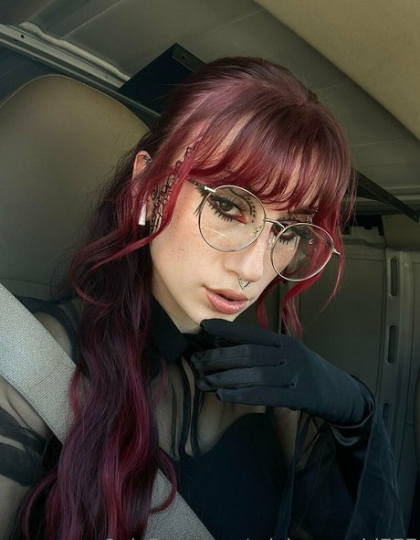 adylasworld Quick photo