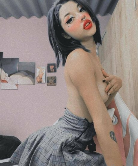 iamwillow003 hd actress img