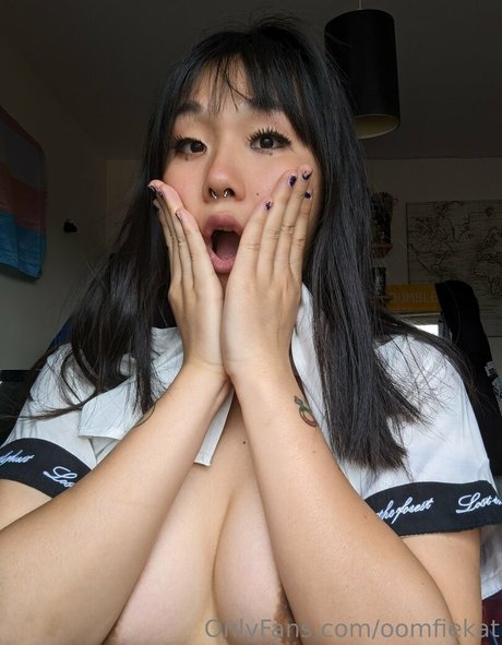 oomfiekat hd pornstar picture