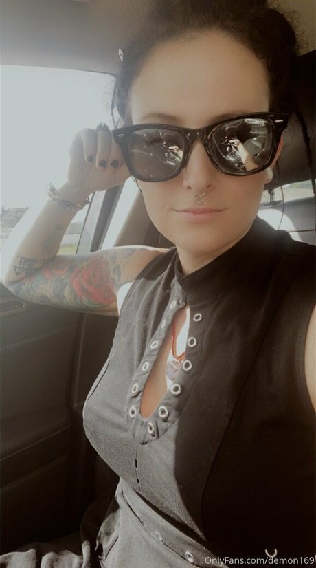 demon169 nude actress picture