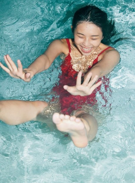 Kikuchi Hina hd pornstar photos