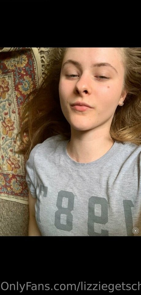 lizziegetschoked naked pornstar pictures