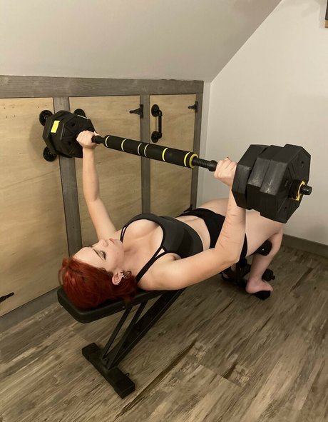 Amberthevalkyrie model pretty pic