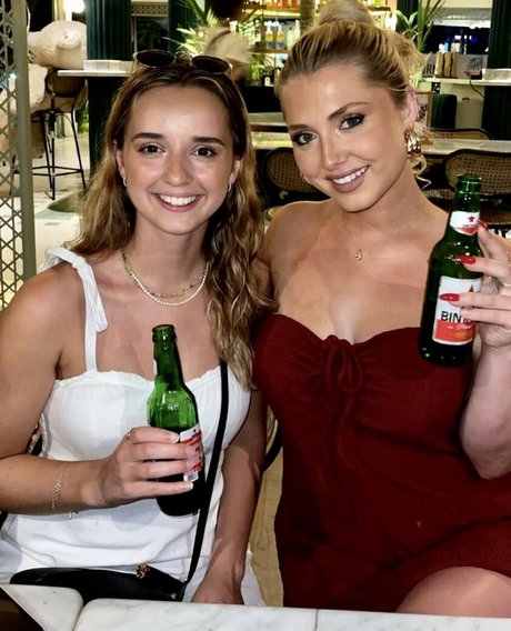 Thebigtittiecommittee model sexy gallery