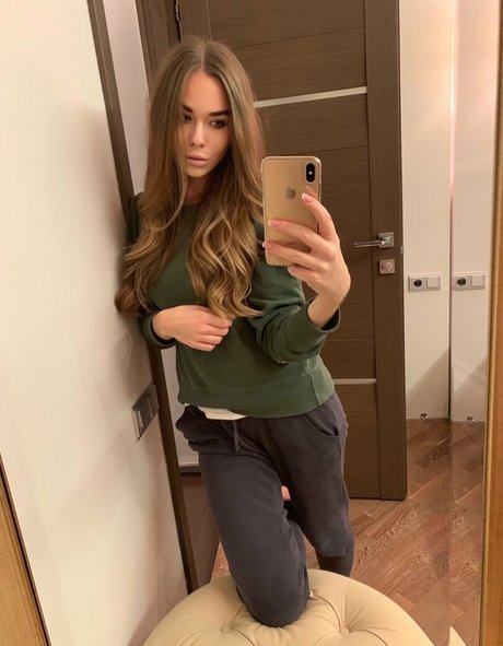 linda 0nline pornstar nudes img