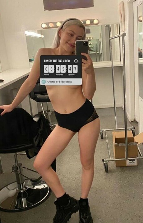 Phoebe Bridgers naked actress images