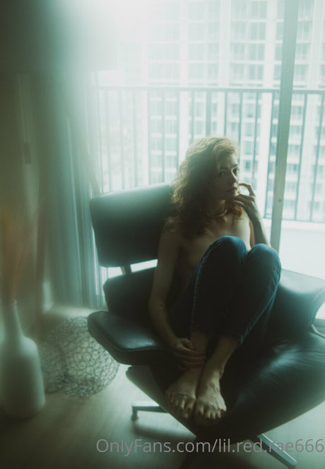 lil red rae666 model hot pics