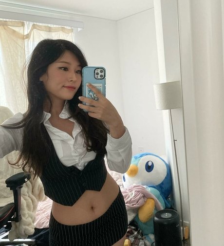 Kang Hee Yoon star nice galleries