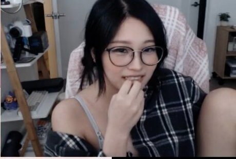 Kang Hee Yoon art actress pics