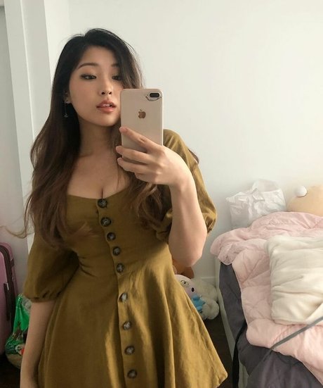 Kang Hee Yoon pornstar beautiful gallery