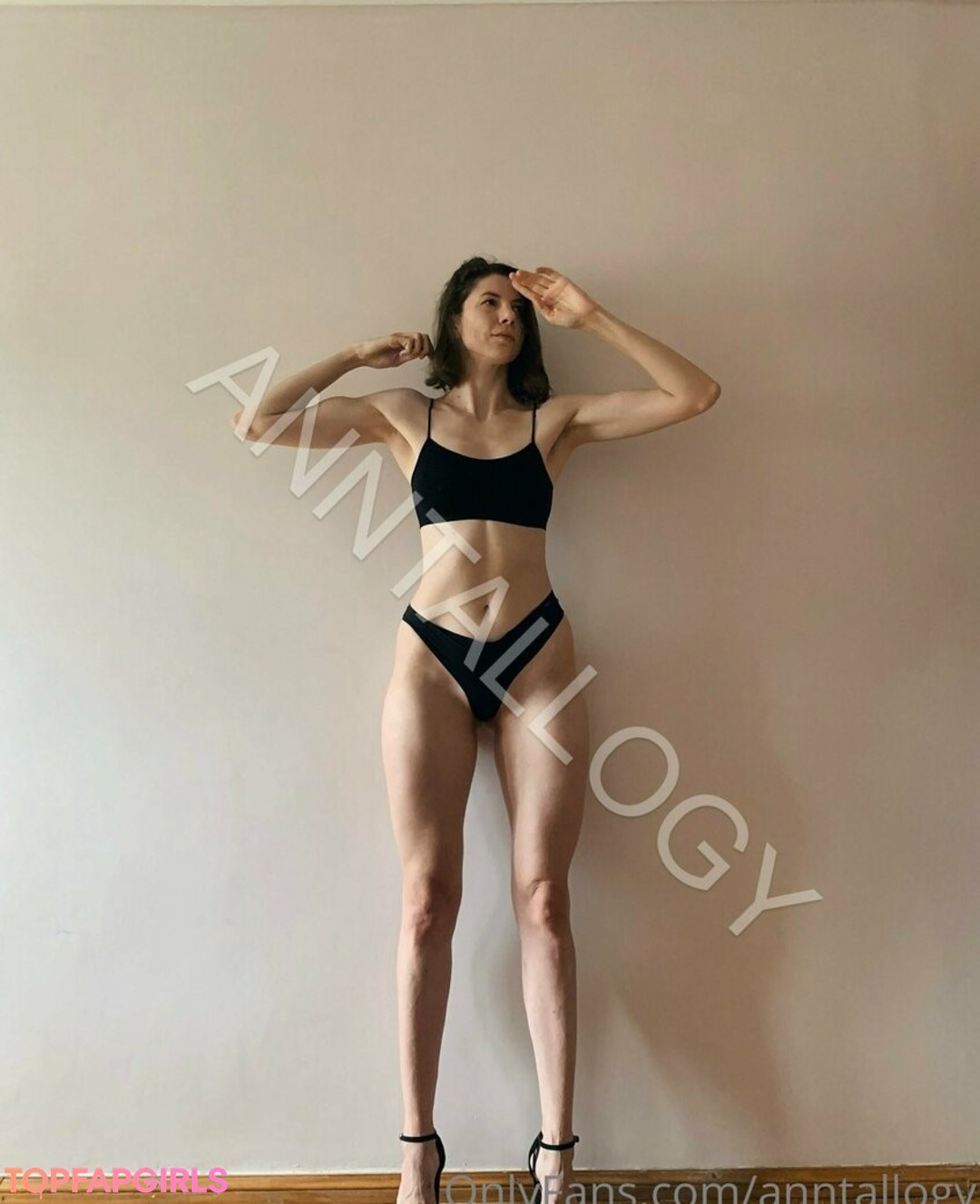 anntallogy model naked img