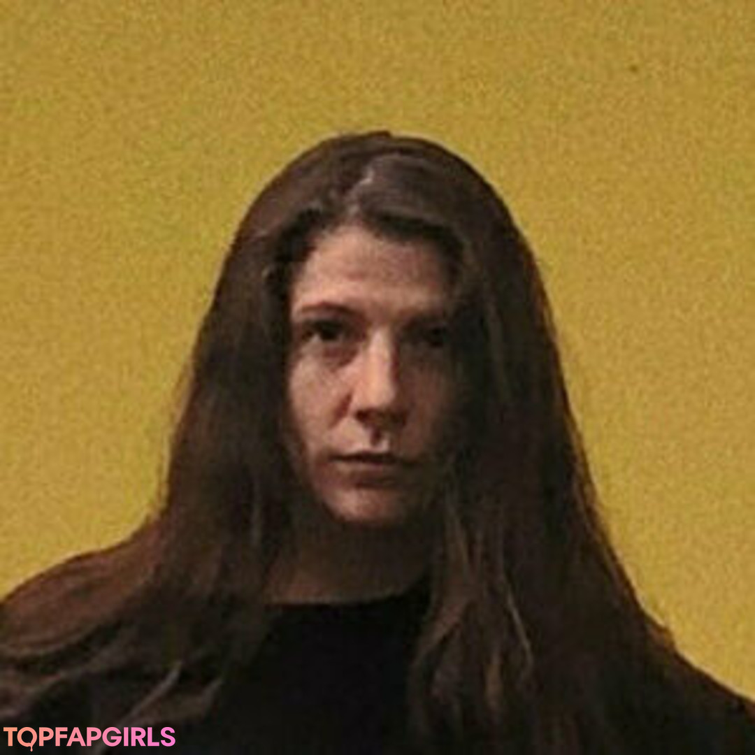 anntallogy model exclusive images