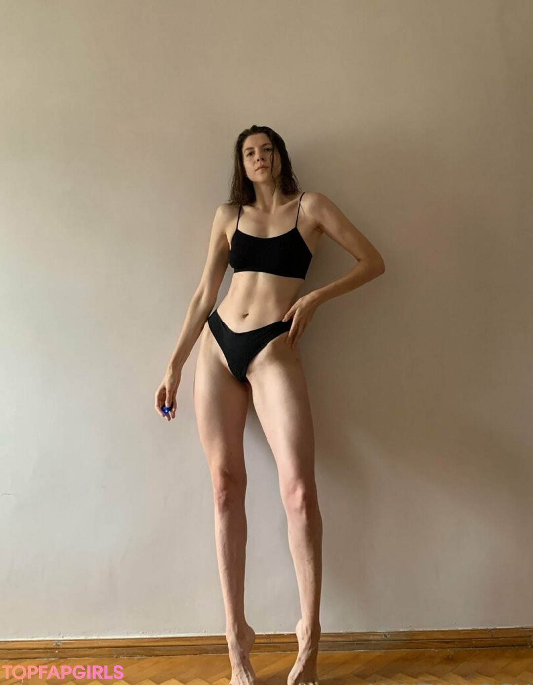 anntallogy naked actress picture