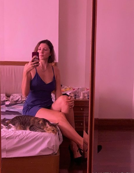 skinny asian teen onlyfans pornos photos