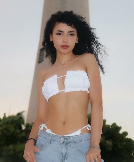 Ashleyrqe pornstar top pics