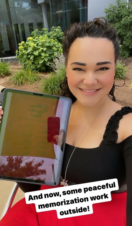 Maggie Renee nice model pics