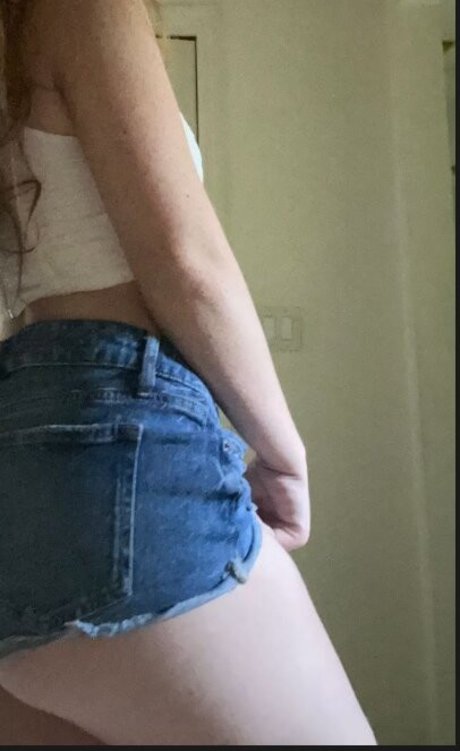 thqttie model free galleries