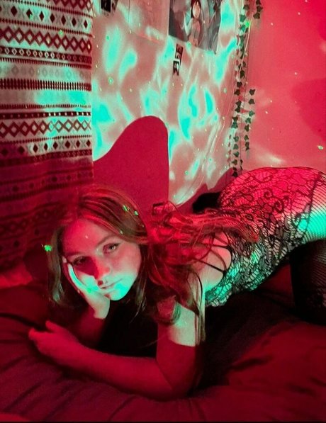 thqttie star art galleries