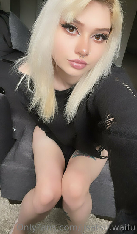 jisatsu waifu xxx actress images