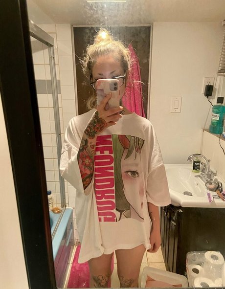 vixxshi naked star images