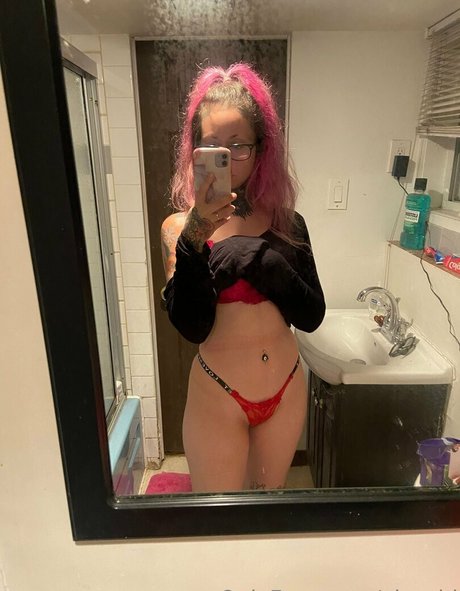 vixxshi star naked pictures