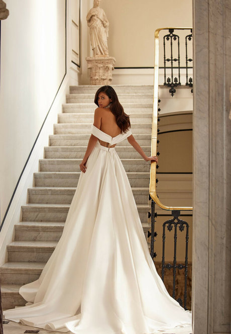 Victoria Bronova hd star image