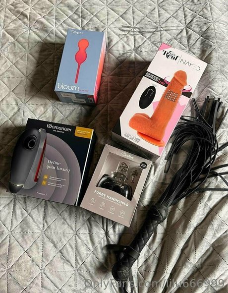 lilu666999 model pornographic pic