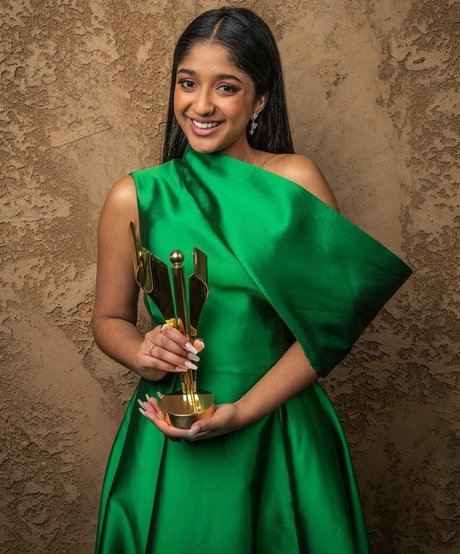 Maitreyi Ramakrishnan star top img