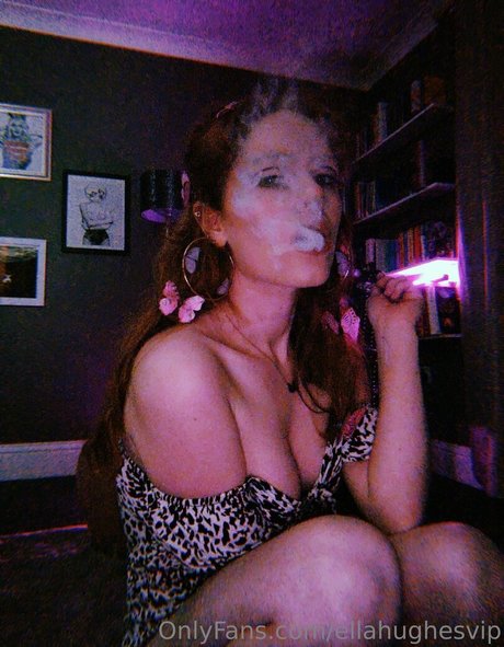 ellahughesvip sexy pornstar pic