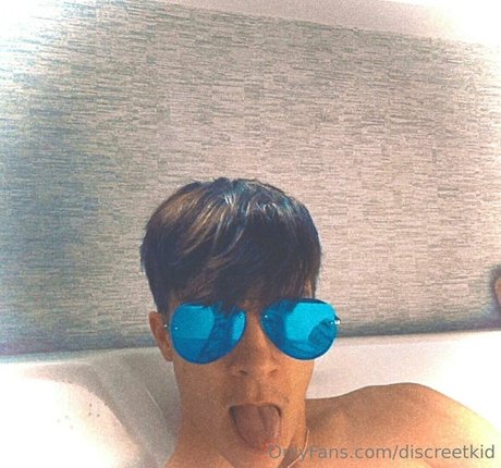 its just jake model top pictures