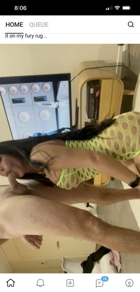 elleandspells pretty actress img