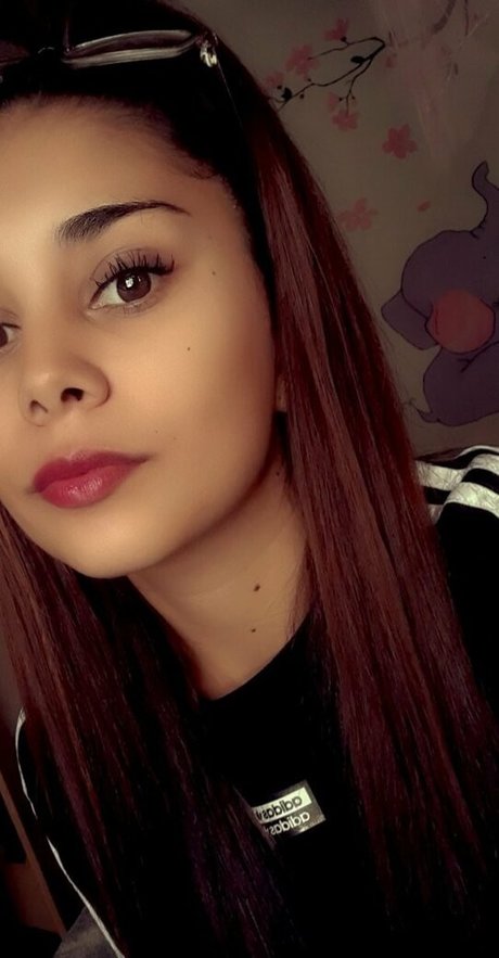 queenvcsext high quality model pictures