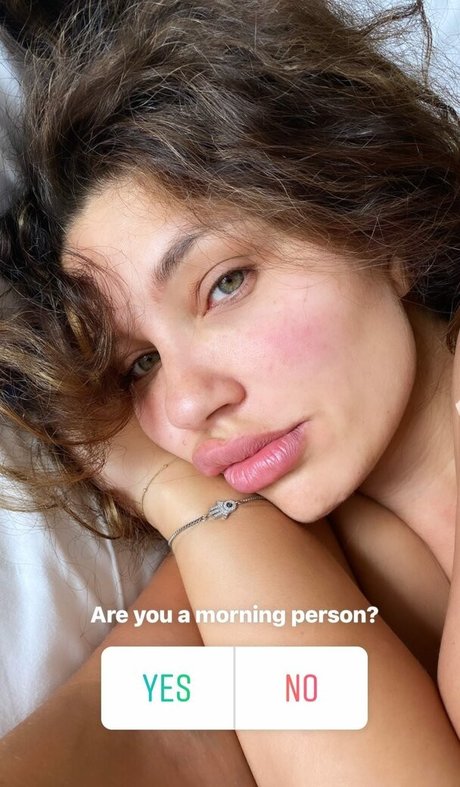 Juliana Harkavy star hot pic