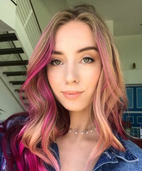 Haley Reed adult model photos