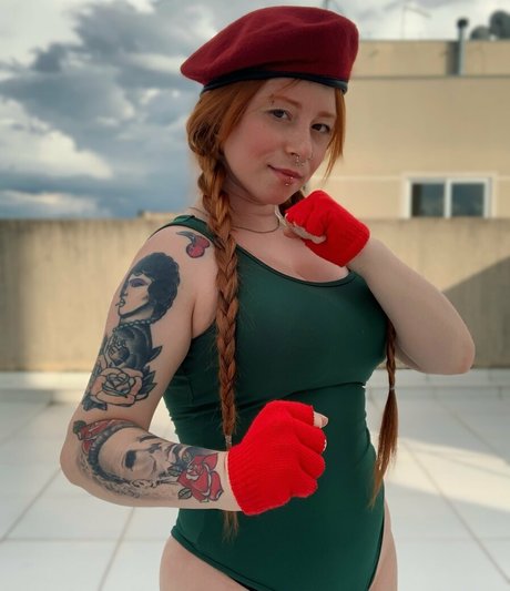 E vocesatanas nude star img