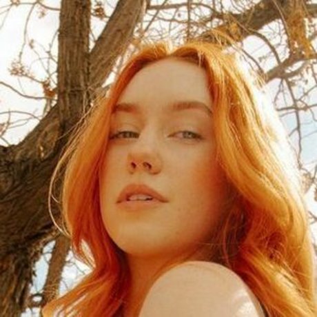 Ana Saia star hd picture