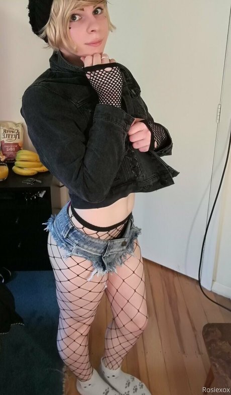 rosiexox2 sex pornstar archive