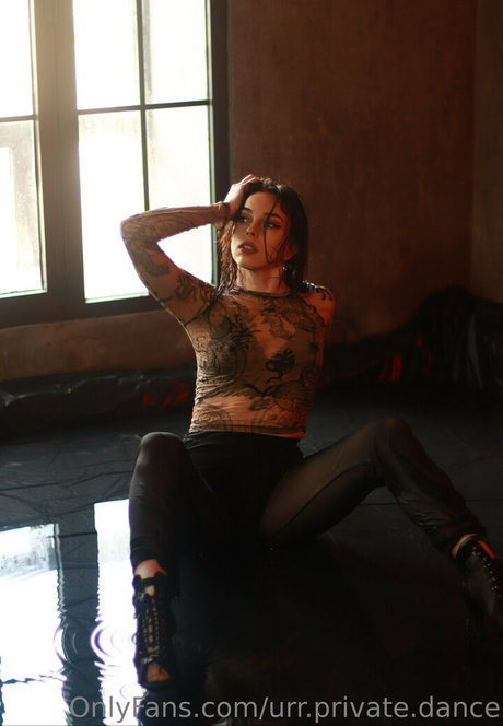 urr private dance exclusive model photos