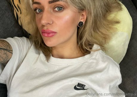 niicoleamy x pornstar art galleries