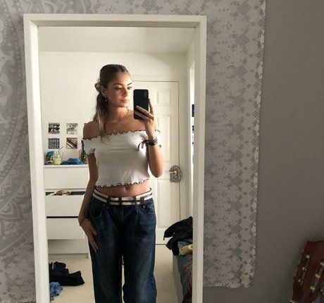 latina solo onlyfans hot image