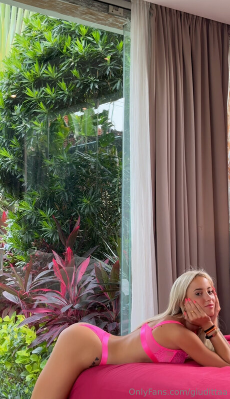 giudittaa pornstar high quality photos