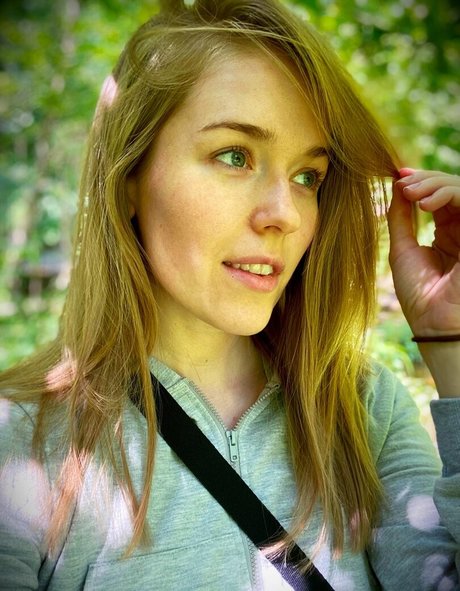 DatOtterGirl beautiful model galleries