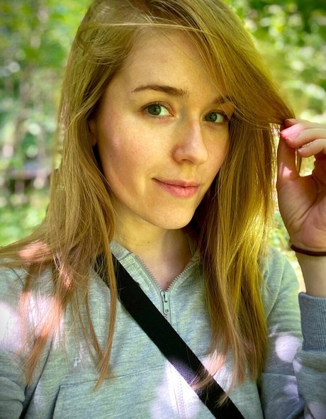 DatOtterGirl perfect actress pictures