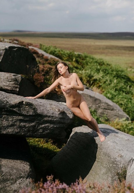 Anna Zapala adult star photos