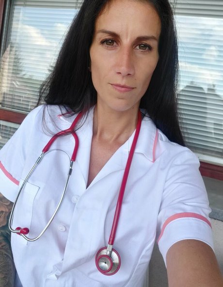 Ali Bordeaux star sexy img