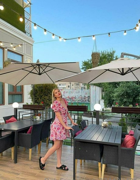 dragonb0rn pornographic model image