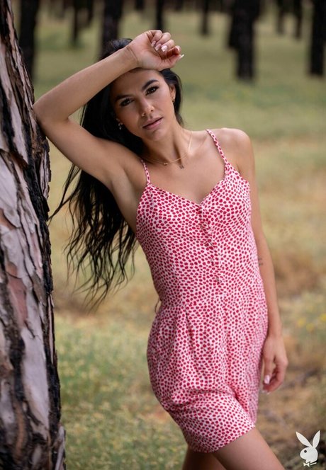 Estefania Pahe sexy actress image